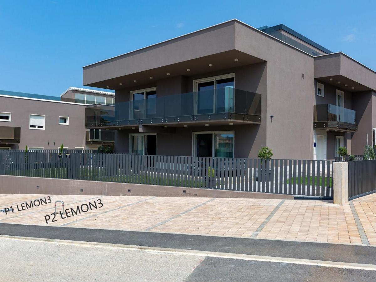 Lemon3 Deluxe Apartment Πόρετς Εξωτερικό φωτογραφία