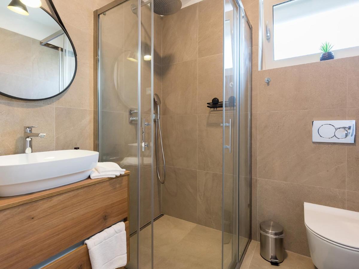 Lemon3 Deluxe Apartment Πόρετς Εξωτερικό φωτογραφία
